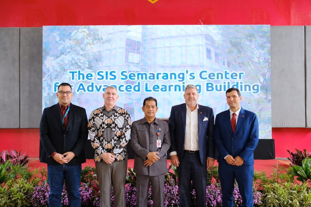 Selamat Datang di Masa Depan Pembelajaran: SIS Semarang Resmikan Pusat Inspired Learning dan Advanced Learning